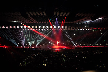 Stage Kinetik GmbH, Welcome stage setup, Innovative design elements, Enhanced visual experiences HD wallpaper