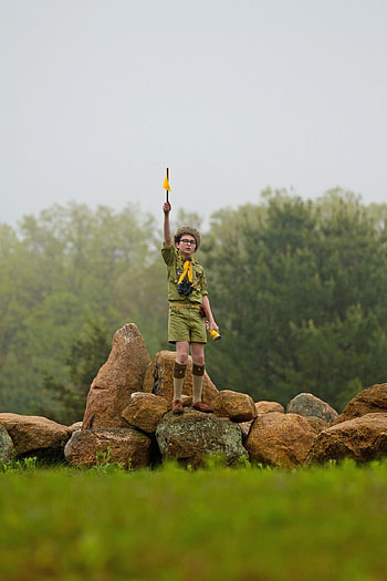 Moonrise Kingdom, Adventure film, Wes Anderson, Quirky backdrop HD phone wallpaper