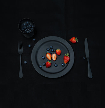 Fruits dish, strawberry, blueberry HD phone wallpaper