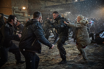 Extraction 2 Action Scene - Featuring Chris Hemsworth, Chris Hemsworth, movie, Extraction 2 HD wallpaper