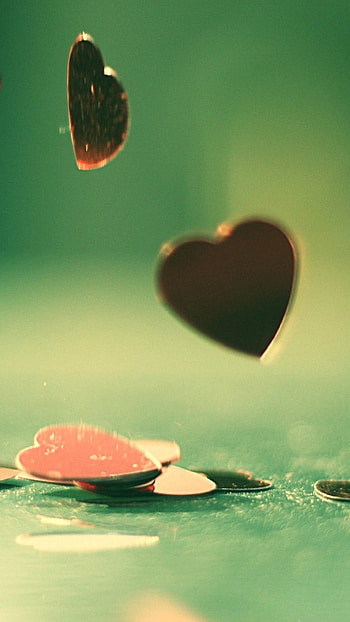 Falling Hearts Galaxy S4 HD phone wallpaper