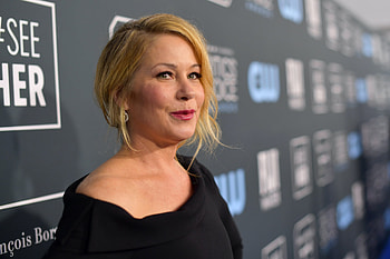 Christina Applegate, Husband supports, Breast cancer and MS HD wallpaper