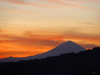 Volcano popocatepetl in Mexico, night, cities, volcano, mountains, mexico HD wallpaper