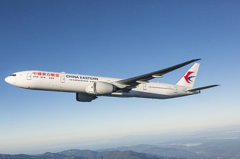 China Eastern Airlines, AI improvement, Travel experience, Global presence HD wallpaper