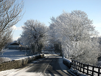 Winter in Ireland, snow, house, fence, trees, road, ice HD wallpaper