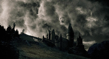 Harry Potter dual screen , Expansive views, Seamless connection, Dynamic display HD wallpaper