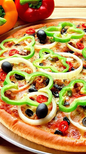 Pizza batch with stuffing, Comfort food, Messy yet delicious, Food indulgence HD phone wallpaper