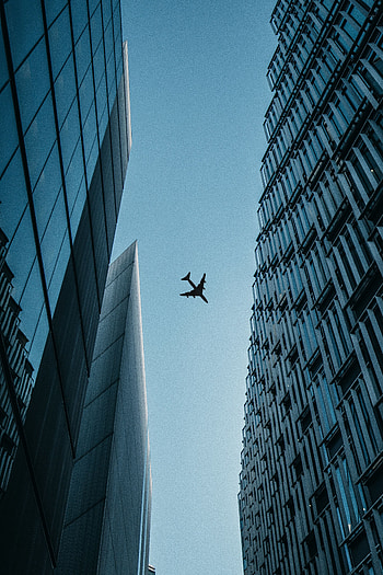Sky, Building, Miscellanea, Miscellaneous, Plane, Airplane, Bottom View HD phone wallpaper