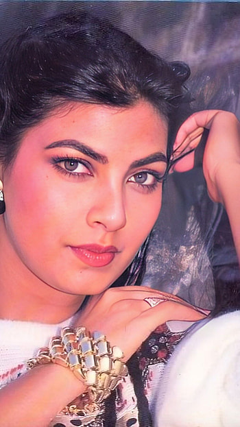 Kimi Khatar, bollywood actress HD phone wallpaper