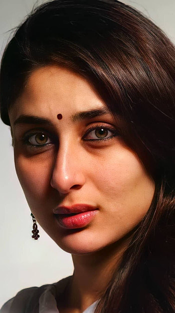 Kareena Kapoor, bollywood actress, sexy gorgeous HD phone wallpaper