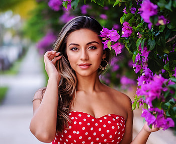 Polka Dots, model, lady, pretty, dots HD wallpaper