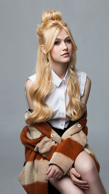 Katerina McNamara, model, hop and HD phone wallpaper
