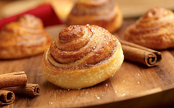 Food, Cinnamon, Bakery Products, Baking, Bun HD wallpaper