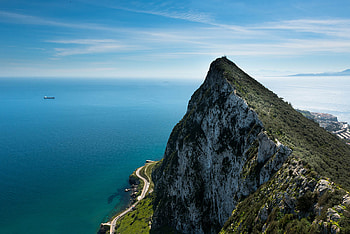 Top of the rock of Gibraltar, Stunning vista, John Rieber graphy, Travel inspiration HD wallpaper