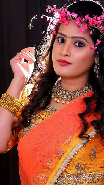 Anusha Parda, telugu actress, model, gorgeous, saree beauty HD phone wallpaper