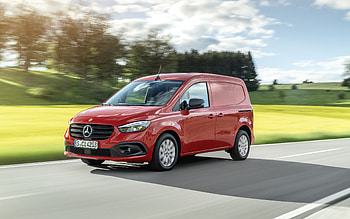 2022, Mercedes-Benz Citan, , front view, new cargo Citan, new red Citan, cargo cars, German cars, Mercedes HD wallpaper