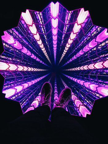 Dark, Legs, Illumination, Backlight, Floor, Mirror, Mirrored HD phone wallpaper