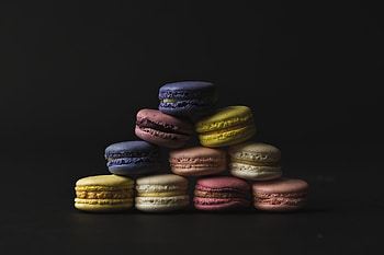 Yummy macrons, Pyramids, colorful HD wallpaper