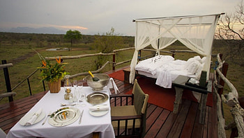 Romantic Dinner, dinner, outside, champagne, graphy, love, romance HD wallpaper