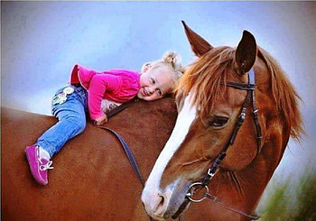 So Happy Together!, little girl, horses, animals, friends, together HD wallpaper