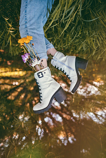 Flowers, Grass, Miscellanea, Miscellaneous, Legs, Boots, Shoes, Jeans HD phone wallpaper