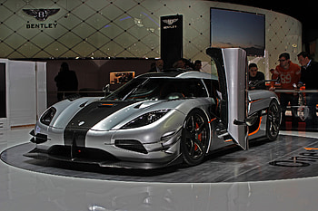 Koenigsegg, Cars, 2014, Motor Show, Hypercar, One 1, Geneva, Car Showroom HD wallpaper