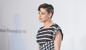 Woman, actress, short hair, red lips, Kristen Stewart HD wallpaper