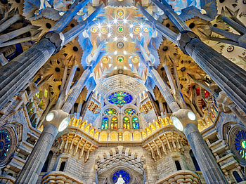 Gaudi's masterpiece, Architectural wonder, Barcelona landmark, Sacred elegance HD wallpaper