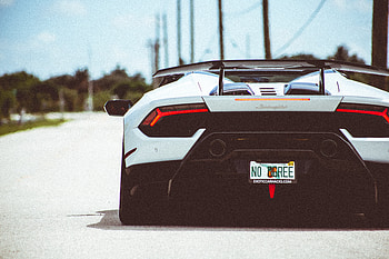 Lamborghini Huracan Performante Rear 2018 , lamborghini-huracan-performante, lamborghini-huracan, lamborghini, 2018-cars, cars HD wallpaper