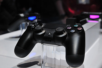 Sony PlayStation 4 Controllers HD wallpaper