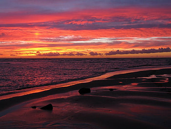 Red Sky at Morning Sailors Take Warning, clouds, sky, water, red HD wallpaper