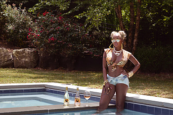 Mary J. Blige, At-home routine, Self-care practices, Vogue article HD wallpaper