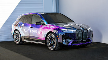 BMW Ix Collabrated With Doja Cat 2022 2 Cars HD wallpaper