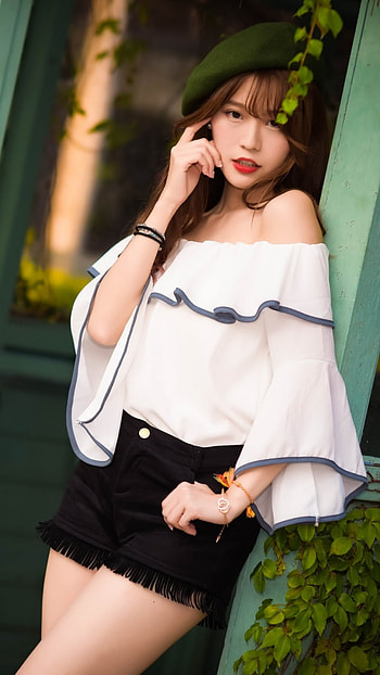 shorts, brunette, lipstick, model, woman, asian HD phone wallpaper