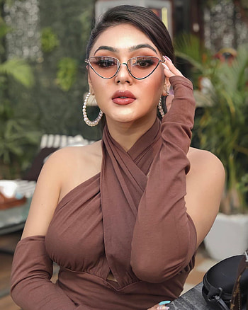 Khushika, glasses, lip HD phone wallpaper