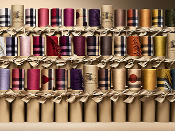 Classic Burberry, Travel essential, Chic design, Nast traveler HD wallpaper