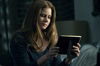 Amy Adams As Lois Lane In Justice League , amy-adams, celebrities, girls, 2017-movies, movies, justice-league HD wallpaper