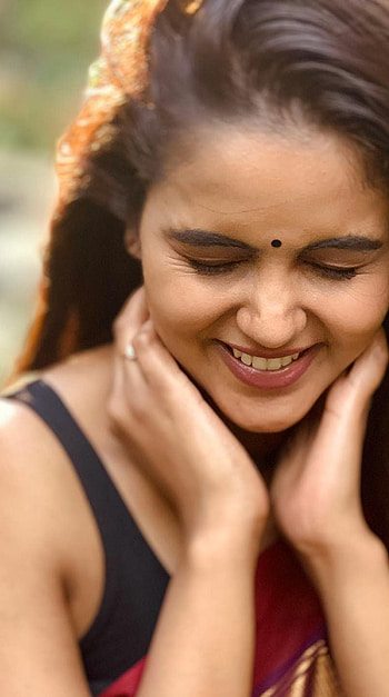 Chaitra Reddy, kannada serial actress, saree lover HD phone wallpaper