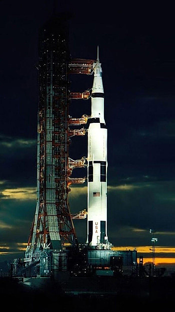 Apollo 13, Epic space odyssey, Astronauts' bravery, NASA mission HD phone wallpaper