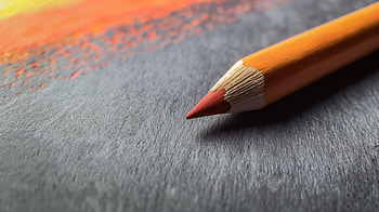 Sharp Focus on Creativity, macro, colored pencil, art supplies, drawing HD wallpaper