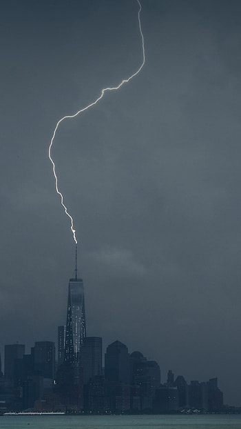 Captivating lightning, High-definition , Striking visuals, Impressive atmosphere HD phone wallpaper