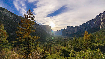 Moonrise over Yosemite, california, moon, landscape, clouds, trees, sky, mountains, forest, usa HD wallpaper