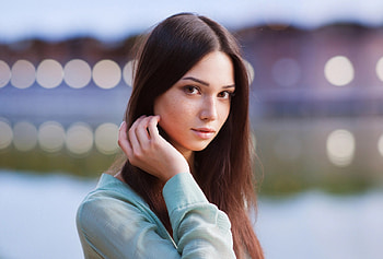 Brown Eyes Brunette Depth Of Field Face, brunette, girls, model, depth-of-field HD wallpaper