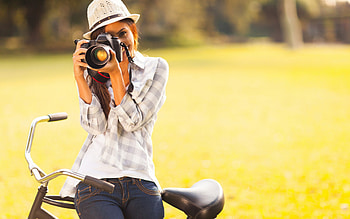 Taking Picures, bokeh, lady, smile, camera, happy, girl, woman, female HD wallpaper