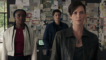 The Old Guard, Intriguing ending, Director's explanation, Exciting plot HD wallpaper