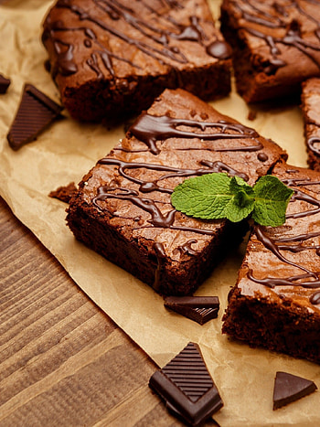 Brownie-themed , Appetizing visuals, Scrumptious background, Tempting chocolate treat HD phone wallpaper
