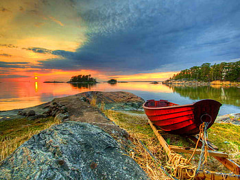 Lonely boat at sunrise, river, boat, sunlight, sundown, beautiful, sunrise, sun stream, lake, day, reflection, clouds, nature, sky, water, sunset HD wallpaper