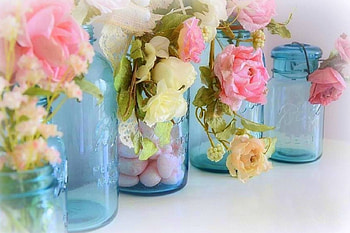 Love Roses Vintage, blue, beloved valentines, Valentines, love four seasons, jars, pink, holiday, love, yellow, hearts, flowers, vintage HD wallpaper