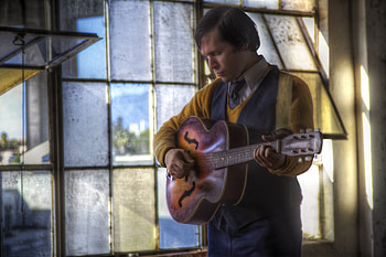 The Guitar Man, guitar, strumming, playing, man HD wallpaper