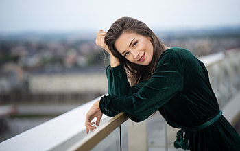 Beautiful Smiling Girl, girls, model, beautiful HD wallpaper